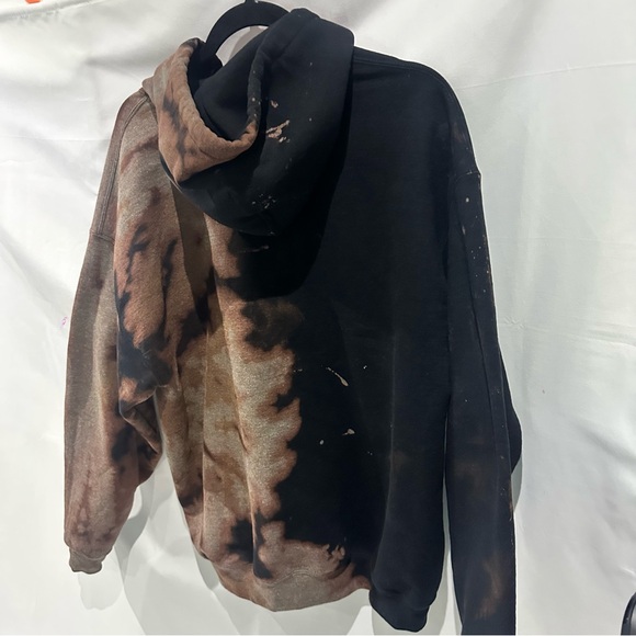 Reworked Split Bleached Hoodie - Picture 9 of 11